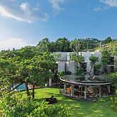 Vows Villa Beachfront