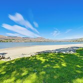 Resort Getaway on Lake Chelan: Pool + Beach Access