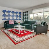 2 Mi to Dtwn St Paul: Home w/ Private Deck & Yard!