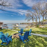 Dock & Fire Pit: Lakefront Gun Barrel City Getaway