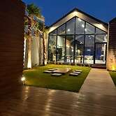 cottage chalet