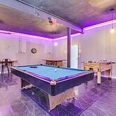 15 Mi to Ski Big Bear: Gem w/ Deck & Game Room