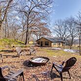 Hike, Fish & Explore: Family Cabin in Sulphur!
