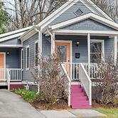 1 Mi to Dtwn: Home w/ Backyard in Raleigh!