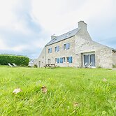 Holiday Home by Lampaul Beach With Garden