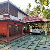 Karmaliz Casa Del Lake