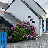 Pretty House 50m From the sea