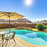 5 Mi to Randolph Afb: Spacious Cibolo Haven!