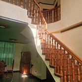 Traveler's Comfort Inn