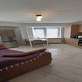 Charming Chișinău Apartment With Gas Heating & Hot Tub