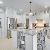 4 Mi to Lake Logan: Hocking Hills Apartment
