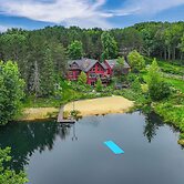 Hot Tub & Private Sauna: Wausau Family Home