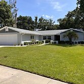 Charming Room Rentals in Southern Lakeland: Central & Cozy