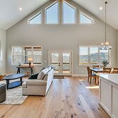 Newly Built Home w/ Mtn Views in Black Mountain!