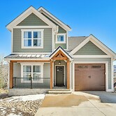 Newly Built Home w/ Mtn Views in Black Mountain!