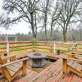 5 Mi to Hillsboro: Peaceful Home w/ Fire Pit