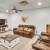 8 Mi to Kentucky Downs: Quiet Getaway w/ Patio