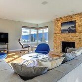 Outdoor Adventurer's Oasis in White Salmon