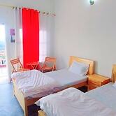 Red Rose Hotel & restaurent