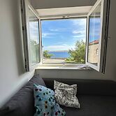Charming Apartment in Lukovo Šugarje With Mountain Views