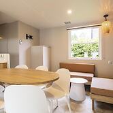 Peaceful Apartment With Pool