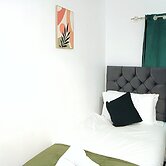 2BR House-sleeps 5-parking-contractors & Families