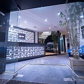 Ma Airport Hotel