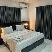 Maxx Apartments