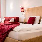 Am Schloss Guest House