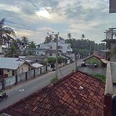 Lyons Villa