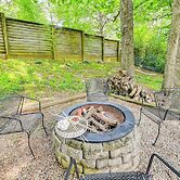 Family Home w/ Ping-pong & Fire Pit in Lexington