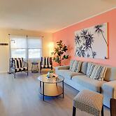Walk to Atlantic Beach: Townhome w/ Patio!