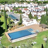 Vilamoura Club Villa 1 by Homing