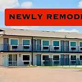 Studio City Suites, A Travelodge By Wyndham