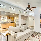 5 Mi to U of A Campus: Mtn-view Tucson Pad!