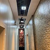 Hotel R Crown Banquet And Rooms