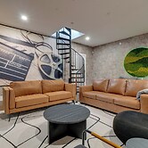 Stylish Home Near Lake Travis w/ Entertainment