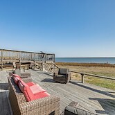 11 Mi to Chincoteague: Atlantic Home w/ Decks!