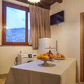 Apartment Near Mount Etna With Hot Tub