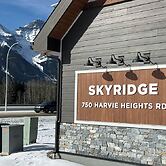 Skyridge 401 by Canmore Premier