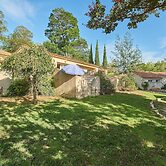 Cottage in Corsica With Garden Terrace