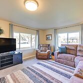 Family-friendly Cottage w/ Playground in Centralia