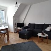 CityLeaves Apartment