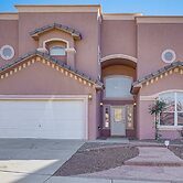 Fenced Yard & Grills: Peaceful El Paso Home!
