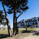 Chic Parkside Apartment