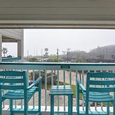 Steps to Beach: Galveston Condo w/ Balcony!