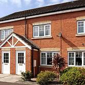 Darlington 3 bed House Near Train Station