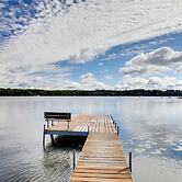5 Mi to Sno-eagles Trails: Lakefront Getaway!
