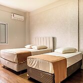 ARCA'S EXPRESS HOTEL