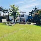 Silver Oak Country Yard Hotel & Resort